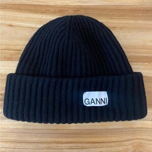 Ganni Black Ribbed Beanie